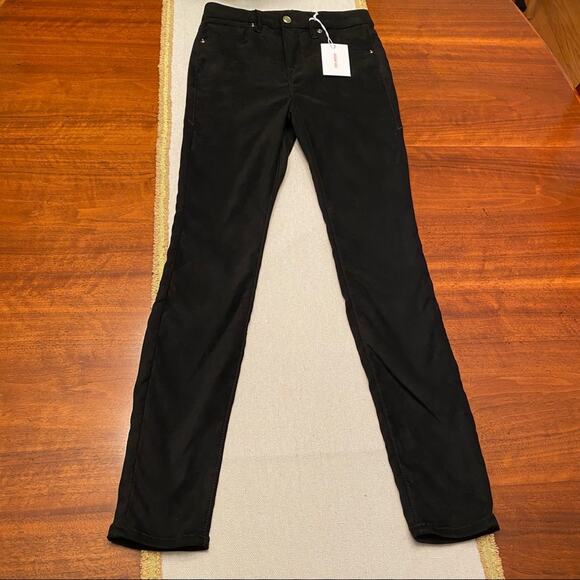Good American Good Legs Suede-Like pants in black NWT - Picture 7 of 12